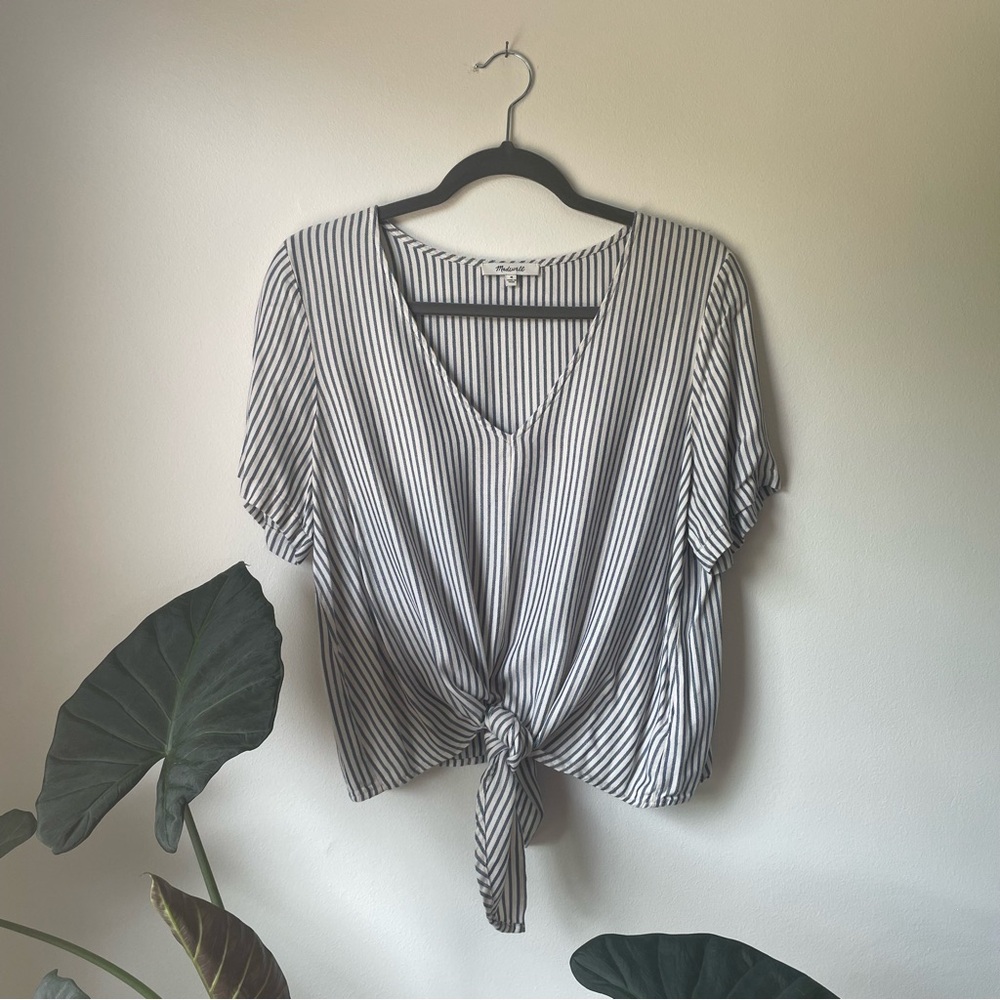 Madewell white & blue stripe tie-front top, size medium